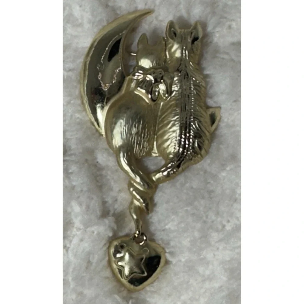American Jewelry Company love cats